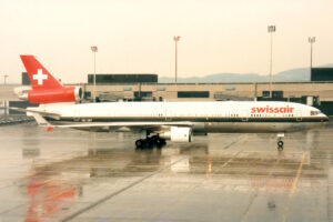 swissair mcdonnell douglas md 11 hb iwf zurich kloten (9413806915)