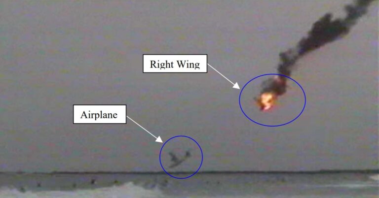 Chalk's_Ocean_Airways_Flight_101_In-flight_breakup_and_in-flight_fire